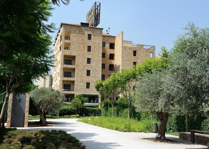  Jounieh Courtyard