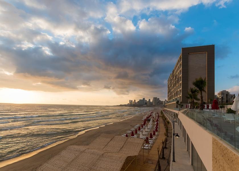  Beirut Exterior Detail