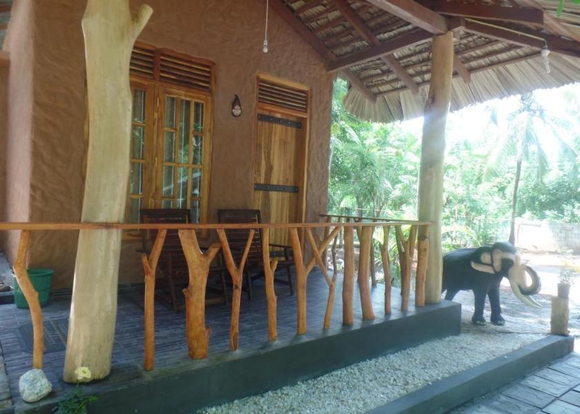 Sabaragamuwa Province Udawalawa Interior Entrance