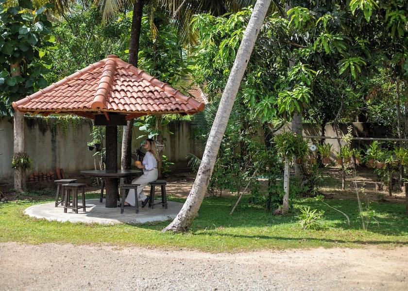Matara District Dickwella Dining Area
