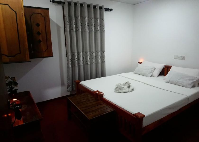 Galle District Hikkaduwa Room