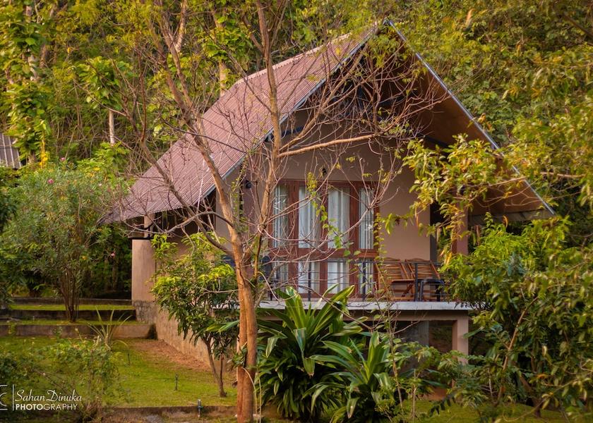 Sabaragamuwa Province Udawalawa Facade