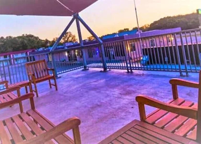 Kansas Salina Terrace