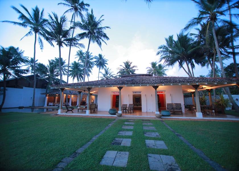 Southern Province Unawatuna Pool Side Bar