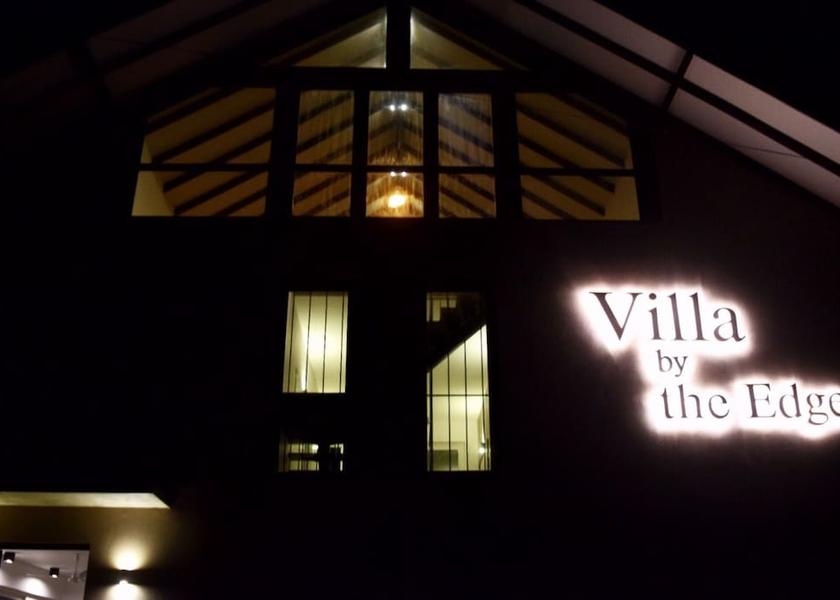 Western Province Wattala Front of property - evening/night