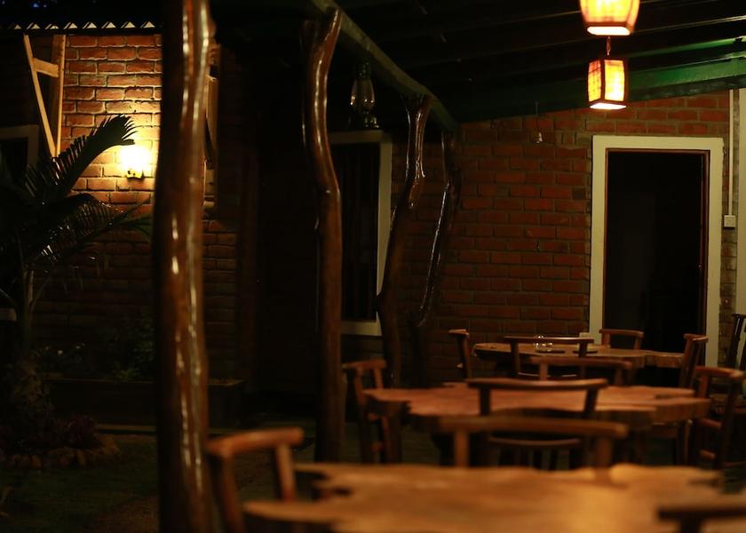 Anuradhapura District Habarana Interior Entrance