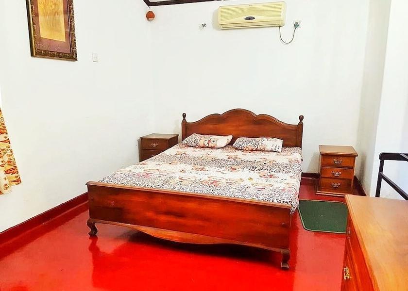 Western Province Aluthgama Room