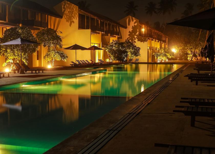 Kalutara District Wadduwa Facade