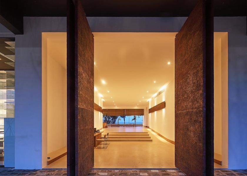 Galle District Hikkaduwa Facade