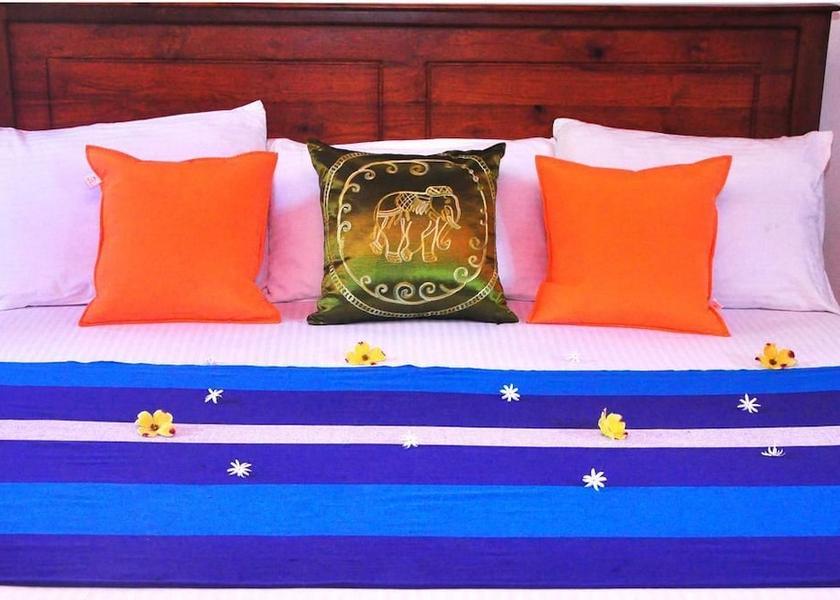 Western Province Aluthgama Room