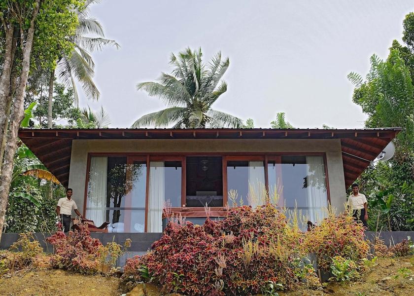 Central Province Alawatugoda Room