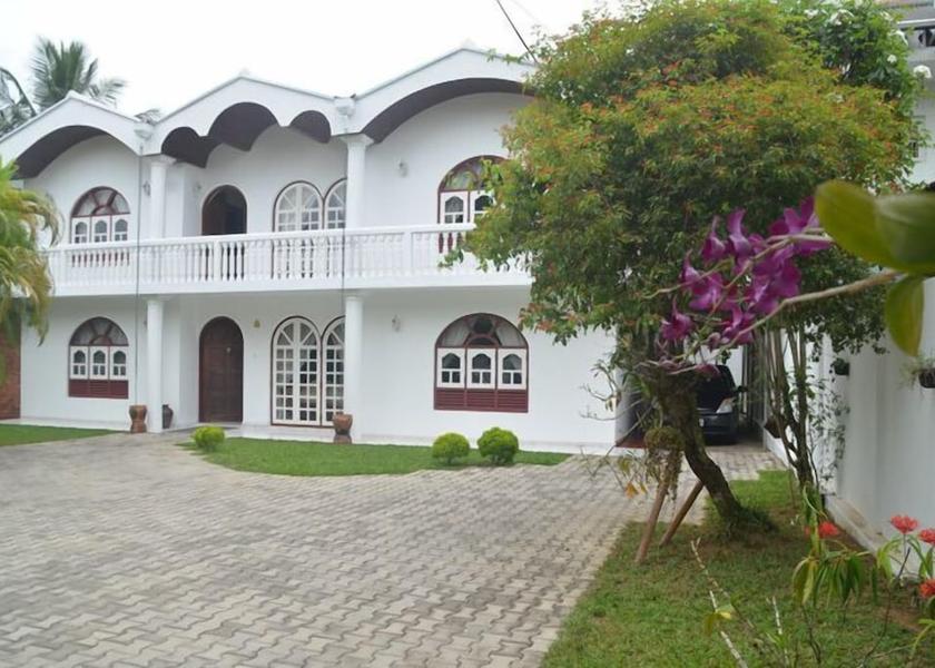 Western Province Aluthgama Exterior Detail