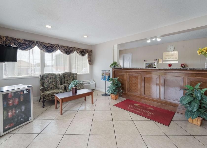 Georgia Thomaston Lobby