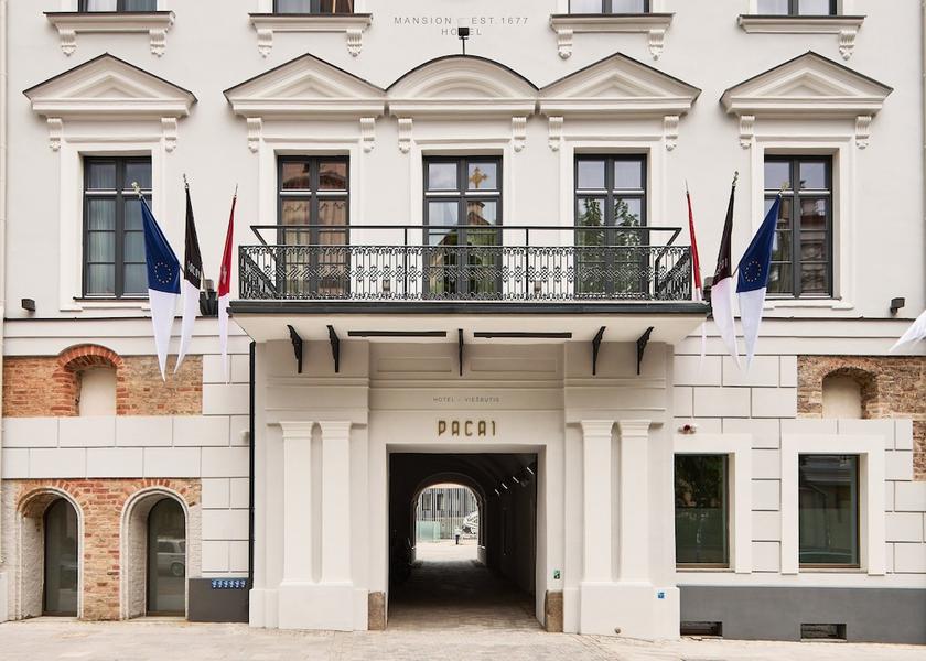  Vilnius Exterior Detail