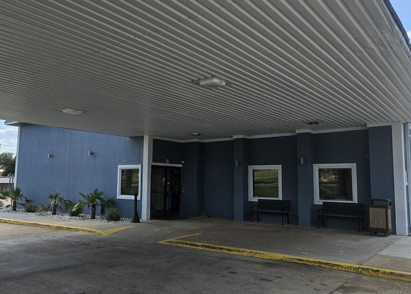 Texas Buffalo Entrance