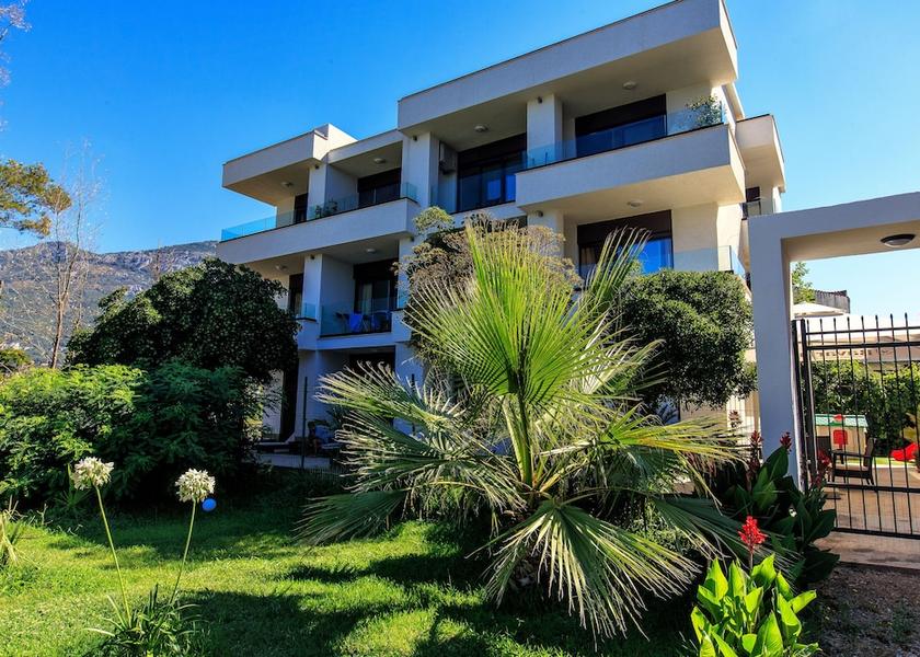 Bar Municipality Bar Facade