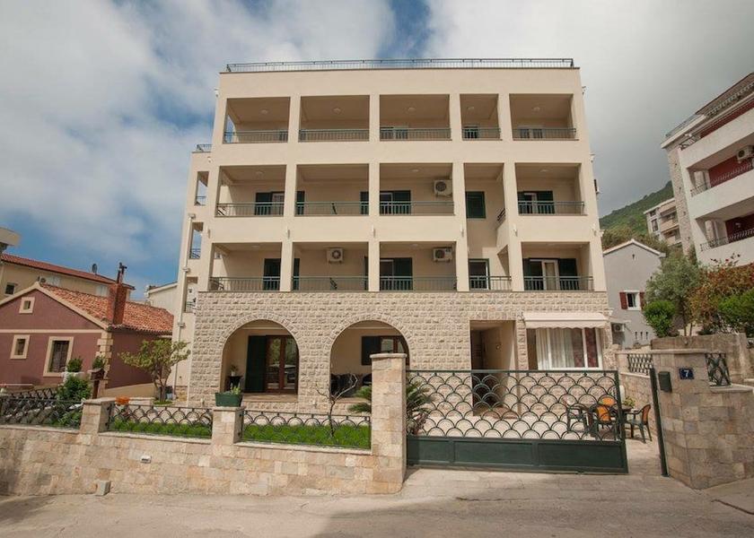 Budva Municipality Petrovac Facade
