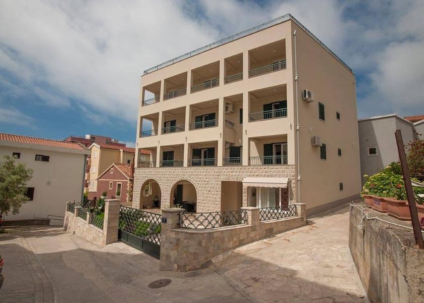 Budva Municipality Petrovac Facade