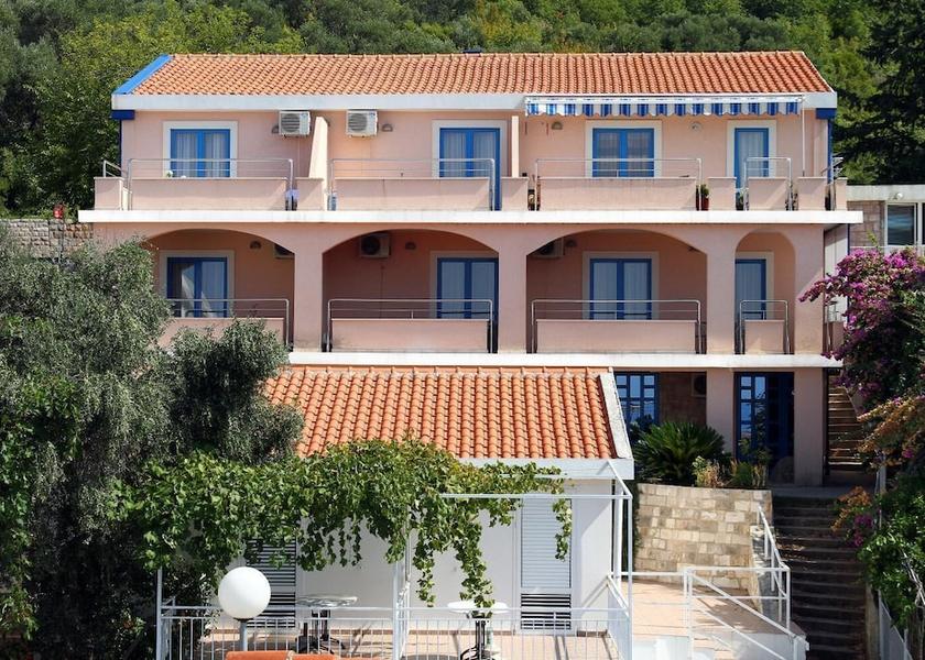  Sveti Stefan Exterior Detail