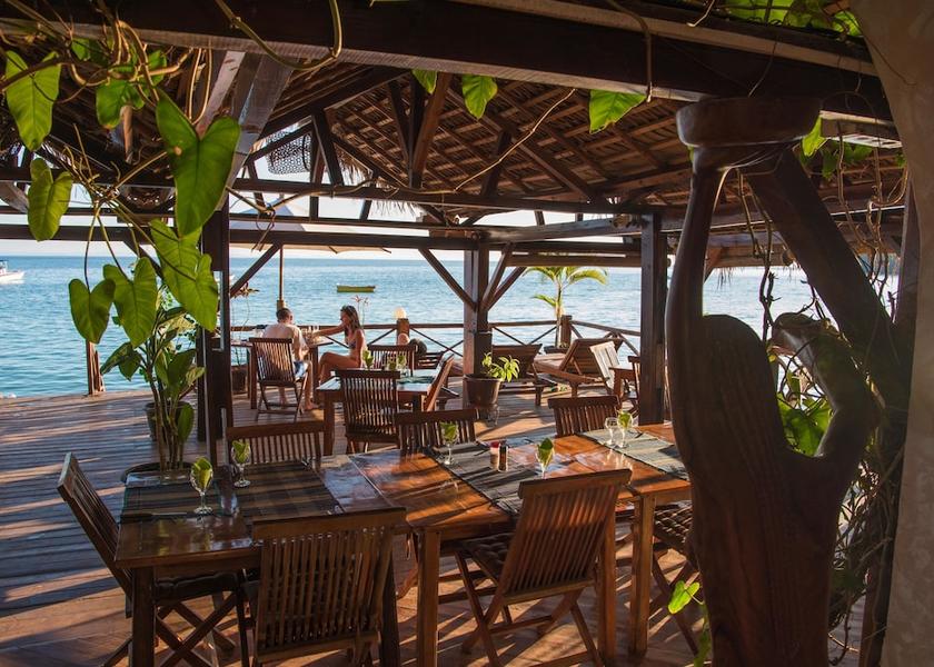 Nosy Be Breakfast Area
