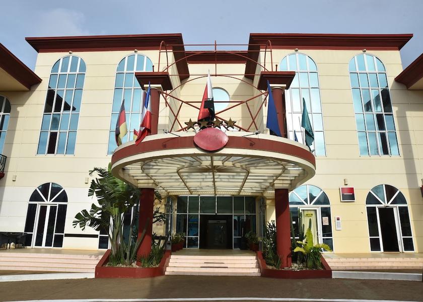Diana Antsiranana Property entrance