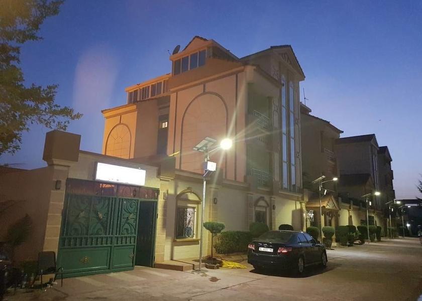  Bamako Exterior Detail