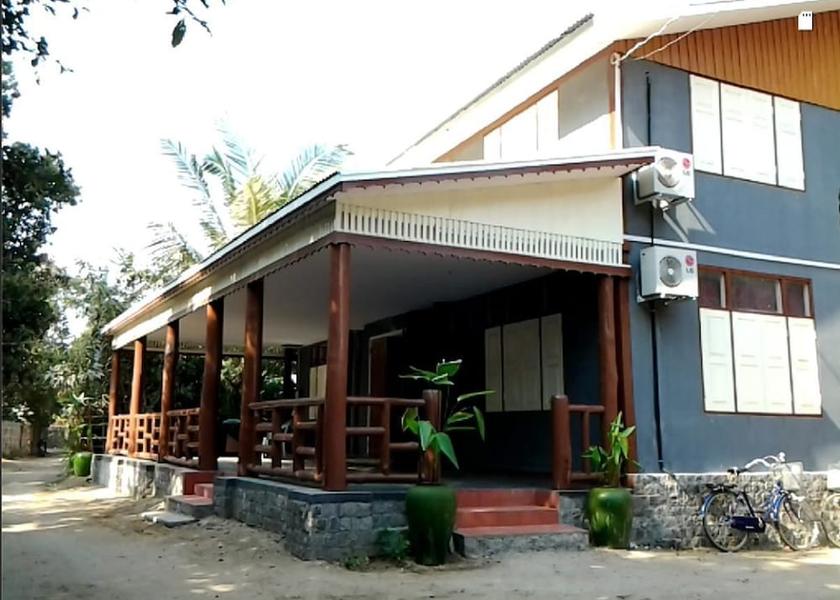  Nyaung-U Exterior Detail