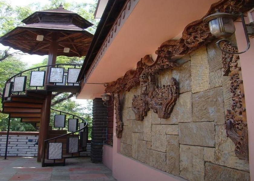  Nyaung-U Exterior Detail