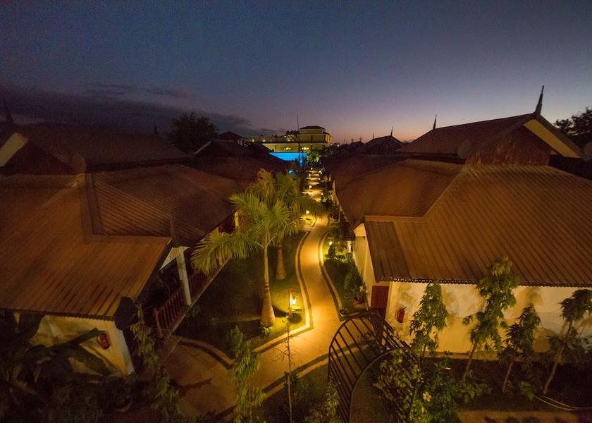  Nyaungshwe Exterior Detail