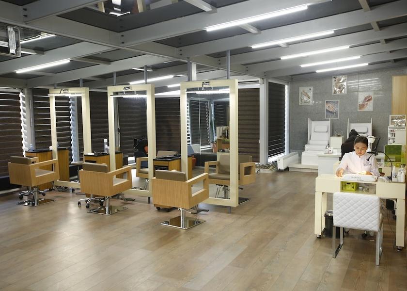  Ulaanbaatar Nail salon