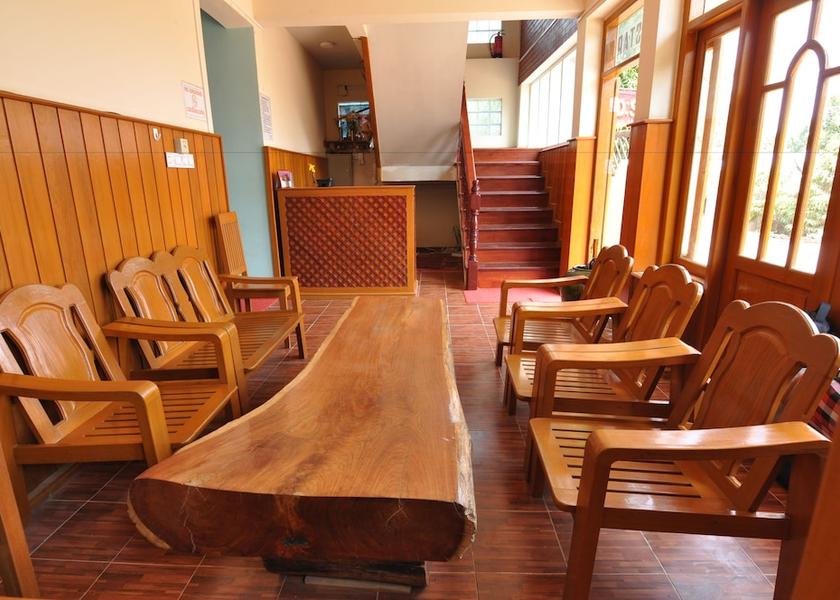  Nyaung-U Lobby
