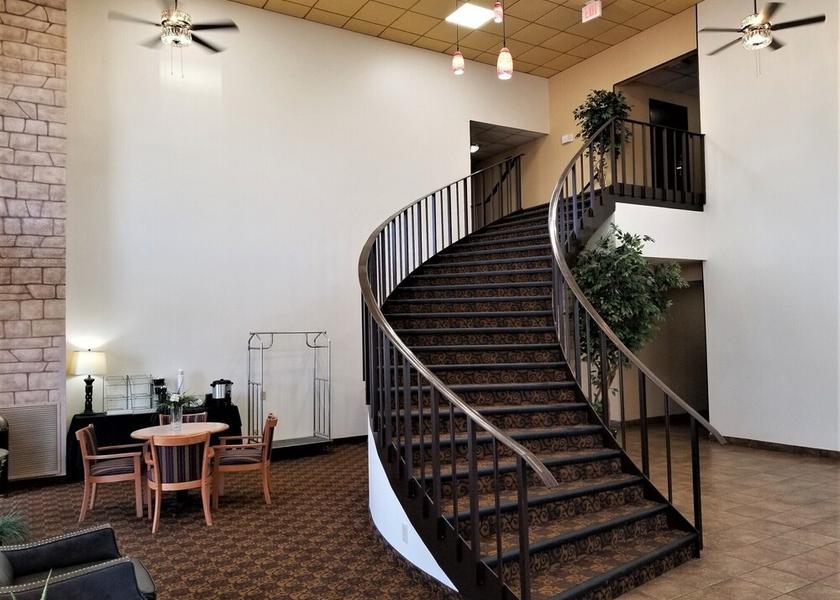 Minnesota Hutchinson In-Room Dining