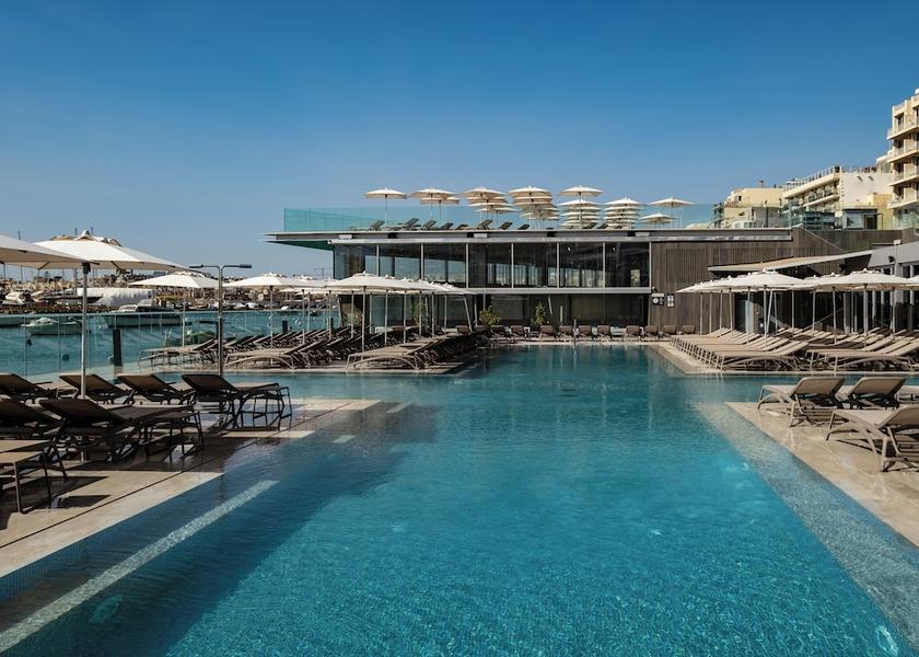 Central Region Gzira Outdoor pool