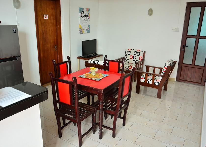 MU Quatre Bornes In-Room Dining