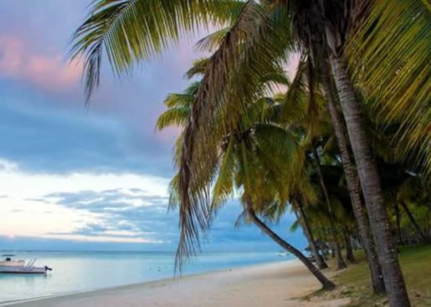  Trou aux Biches Beach