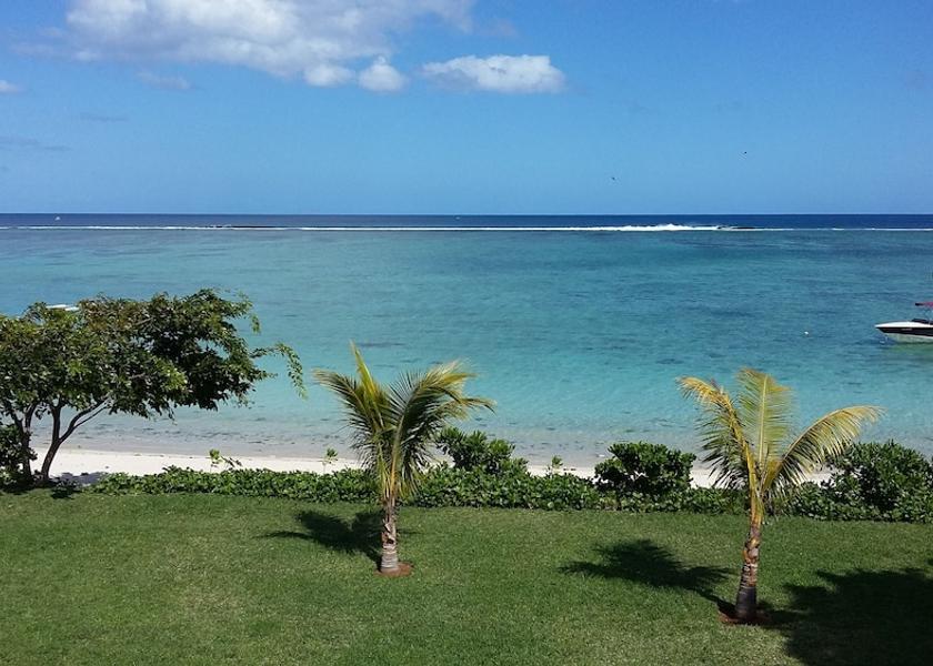  Flic-en-Flac Primary image