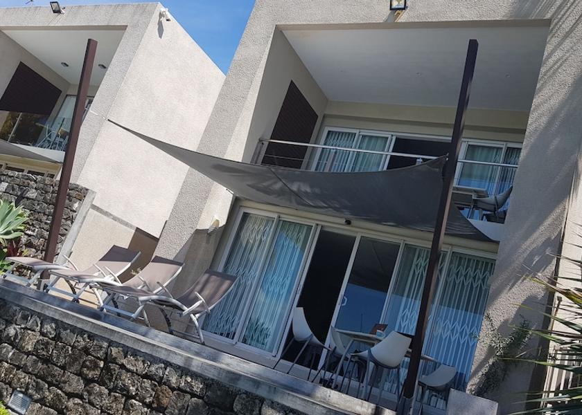  Trou d'Eau Douce Exterior Detail