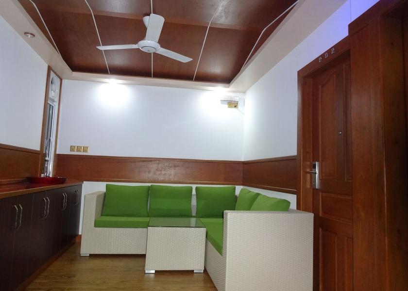 Kaafu Atoll Male Living Area