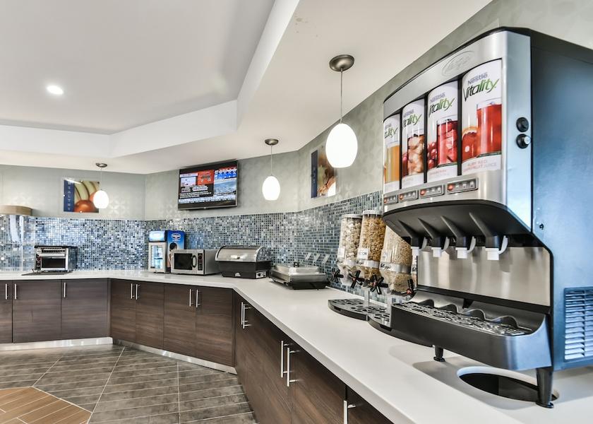 Ontario Cambridge Interior Entrance