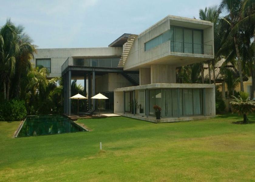 Guerrero Acapulco Property Grounds