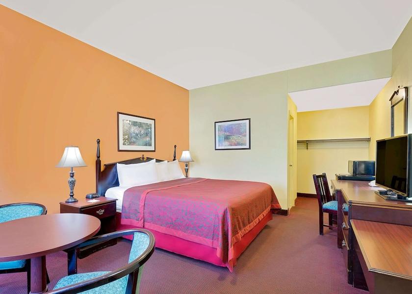 Pennsylvania Waynesboro Room