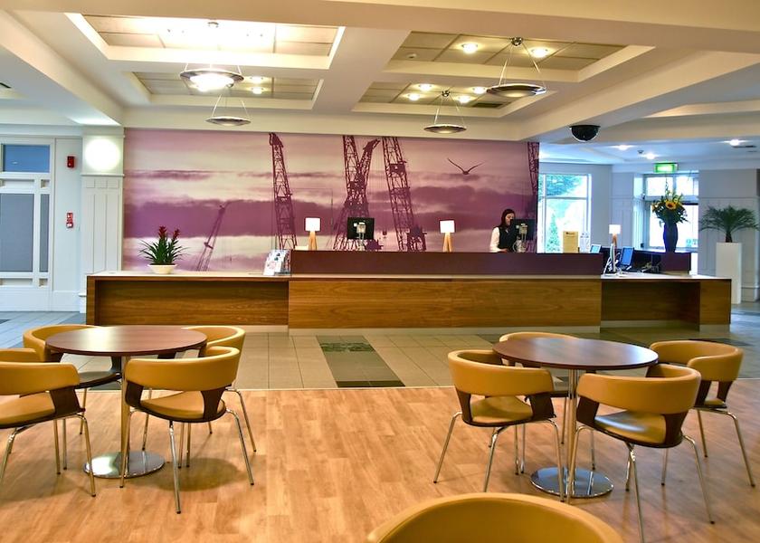 Scotland Clydebank Reception
