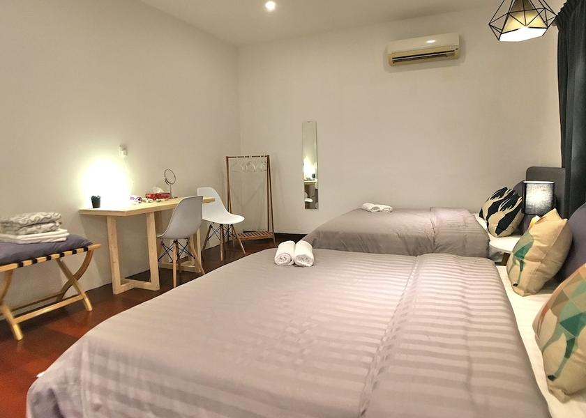 Tasmania George Town Room