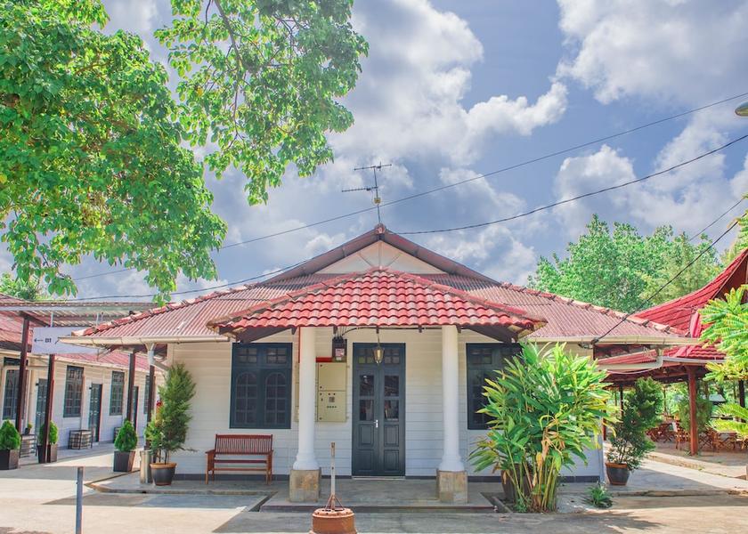 Johor Muar Exterior Detail