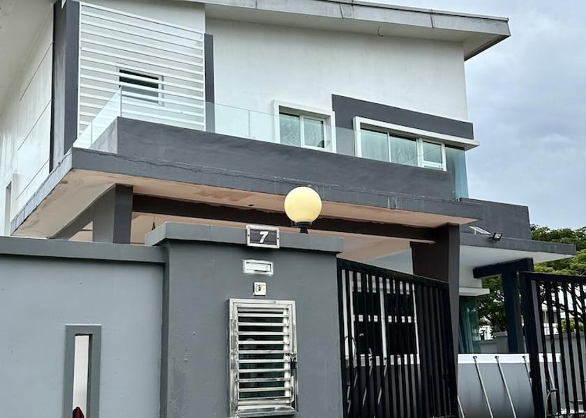 Johor Bandar Penawar Facade