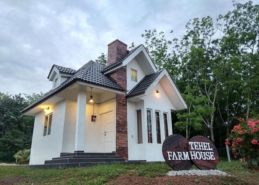 Malacca Jasin Exterior Detail