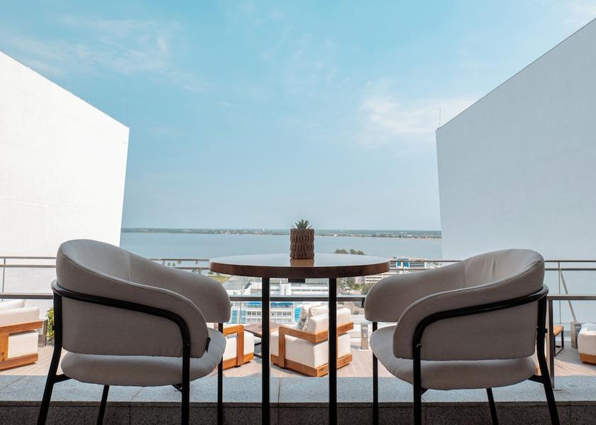 Cidade de Maputo Maputo Bar (on property)