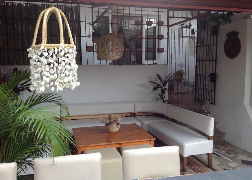  Maputo Exterior Detail