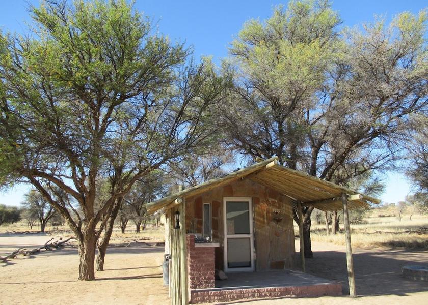 Karas Koes Exterior Detail