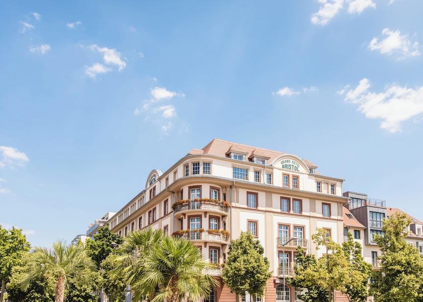 Grand Est Colmar Front of property